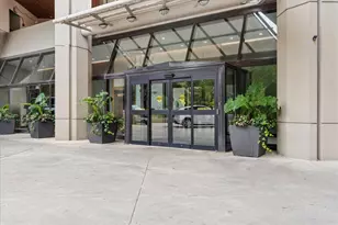 345 W Fullerton Pkwy, Chicago, IL 60614 - Photo 15