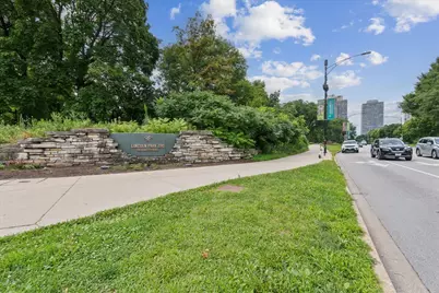 345 W Fullerton Parkway #1008, Chicago, IL 60614 - Photo 17