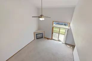 820 Adam Ln, Hampshire, IL 60140 - Photo 9