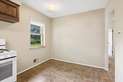 805 N Mitchell Avenue, Arlington Heights, IL 60004 - Photo 11