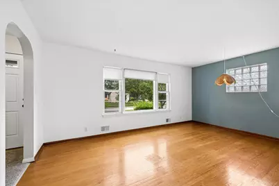 805 N Mitchell Avenue, Arlington Heights, IL 60004 - Photo 5