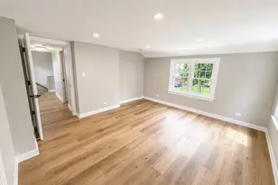 4216 Elm St, Downers Grove, IL 60515 - Photo 9