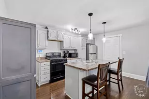 595 W Bridge St, Kankakee, IL 60901 - Photo 9