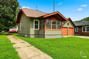 595 W Bridge St, Kankakee, IL 60901 - Photo 1