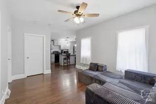 595 W Bridge St, Kankakee, IL 60901 - Photo 5