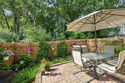 93 Pine Circle, Cary, IL 60013 - Photo 17