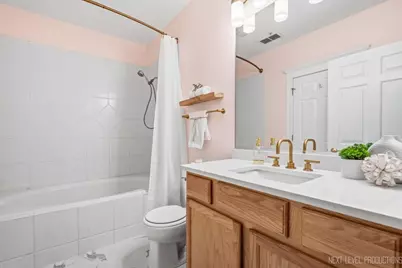 111 S 5th Avenue #E, Saint Charles, IL 60174 - Photo 19