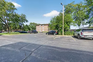 1620 Richmond Cir, Joliet, IL 60435 - Photo 27