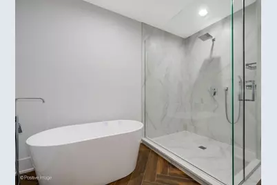 1511 W Irving Park Road #4E, Chicago, IL 60613 - Photo 13