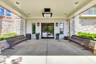 100 Prairie Park Dr, Wheeling, IL 60090 - Photo 27