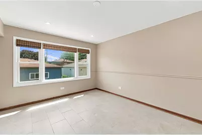 11625 S Avenue L, Chicago, IL 60617 - Photo 17