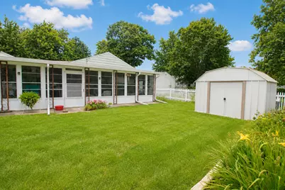 608 19th Avenue, Sterling, IL 61081 - Photo 17