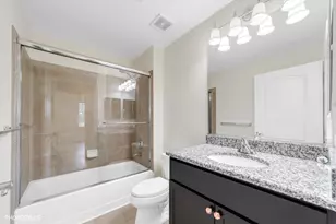 1 Itasca Pl, Itasca, IL 60143 - Photo 33