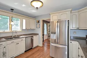 1007 Ranchwood Dr, Shorewood, IL 60404 - Photo 5