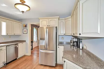 1007 Ranchwood Drive, Shorewood, IL 60404 - Photo 7