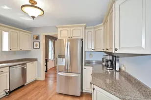1007 Ranchwood Dr, Shorewood, IL 60404 - Photo 7