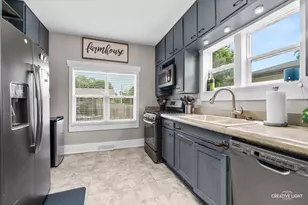 902 N Main St, Sandwich, IL 60548 - Photo 9