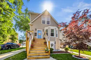 4057 N Whipple St, Chicago, IL 60618 - Photo 1