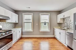 4057 N Whipple St, Chicago, IL 60618 - Photo 9
