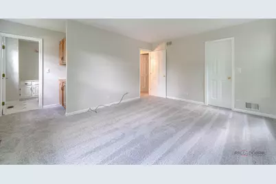 158 N Royal Oak Drive, Vernon Hills, IL 60061 - Photo 31