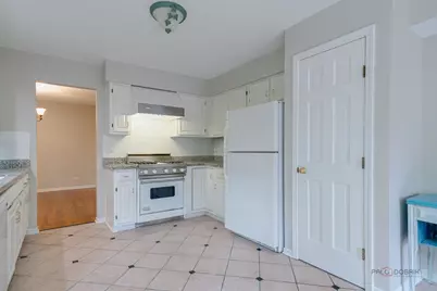 158 N Royal Oak Drive, Vernon Hills, IL 60061 - Photo 19