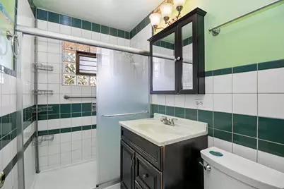 7840 W 76th Street, Bridgeview, IL 60455 - Photo 13
