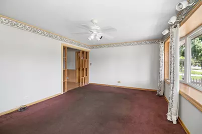 7840 W 76th Street, Bridgeview, IL 60455 - Photo 3