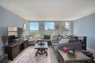 2626 N Lakeview Ave, Chicago, IL 60614 - Photo 3