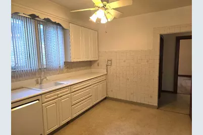 2953 N Parkside Avenue, Chicago, IL 60634 - Photo 9