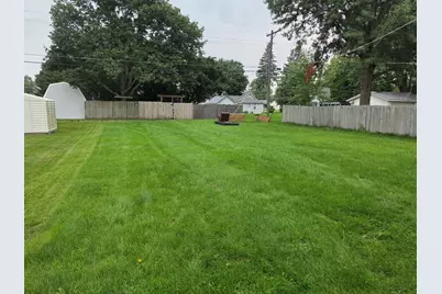 1807 18th Avenue, Sterling, IL 61081 - Photo 3