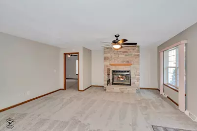 23336 S Kings Road, Steger, IL 60475 - Photo 9