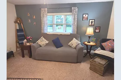 718 Haish Boulevard, Dekalb, IL 60115 - Photo 5