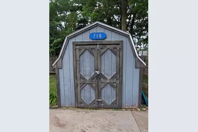 718 Haish Boulevard, Dekalb, IL 60115 - Photo 27