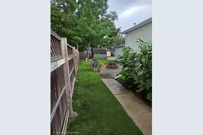 718 Haish Boulevard, Dekalb, IL 60115 - Photo 21