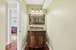 305 S Knollwood Dr, Schaumburg, IL 60193 - Photo 15