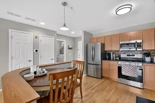 50 N Bokelman St, Roselle, IL 60172 - Photo 5