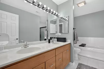 50 N Bokelman Street #534, Roselle, IL 60172 - Photo 9