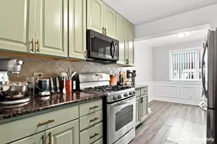 496 S Navajo Trail, Wheeling, IL 60090 - Photo 7