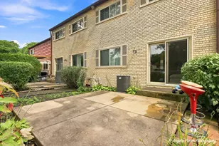 496 S Navajo Trail, Wheeling, IL 60090 - Photo 21