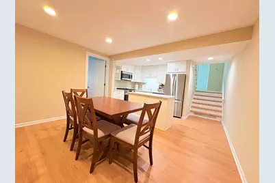 922 N Milwaukee Avenue #C, Libertyville, IL 60048 - Photo 9