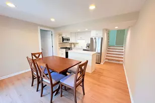 922 N Milwaukee Ave, Libertyville, IL 60048 - Photo 15