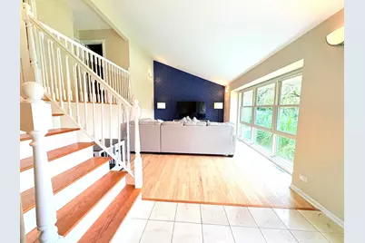 922 N Milwaukee Avenue #C, Libertyville, IL 60048 - Photo 3