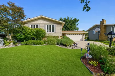 15440 Alameda Avenue, Oak Forest, IL 60452 - Photo 1