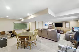 15440 Alameda Ave, Oak Forest, IL 60452 - Photo 13