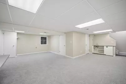 894 Thompson Boulevard, Buffalo Grove, IL 60089 - Photo 19