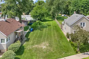 1950 Vermont St, Blue Island, IL 60406 - Photo 1