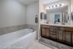 4062 Pompton Ave, Elgin, IL 60124 - Photo 27