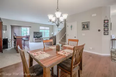 4062 Pompton Avenue, Elgin, IL 60124 - Photo 13