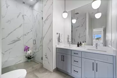 2446 W Augusta Boulevard #3, Chicago, IL 60622 - Photo 17