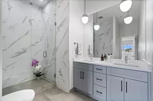 2446 W Augusta Blvd, Chicago, IL 60622 - Photo 17